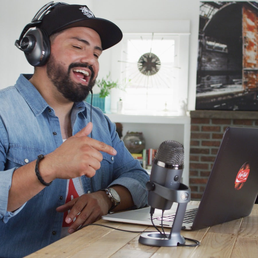 Blue Yeti Nano Wired Condenser Microphone Blue Yeti Nano Wired Condenser Microphone